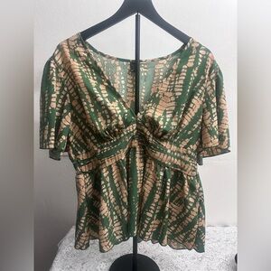 Shein Green Tan Patterned Blouse NEW Size 0XL Tie Front Aesthetic Chic Top